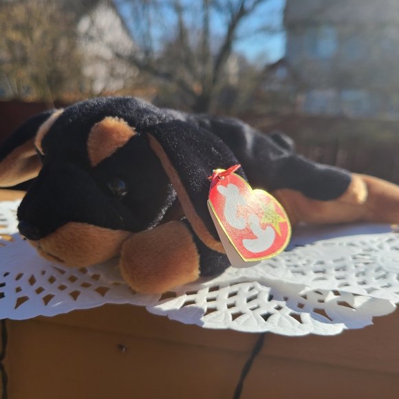 Vintage 1996 Doberman Beanie Babie - Picture 11 of 11